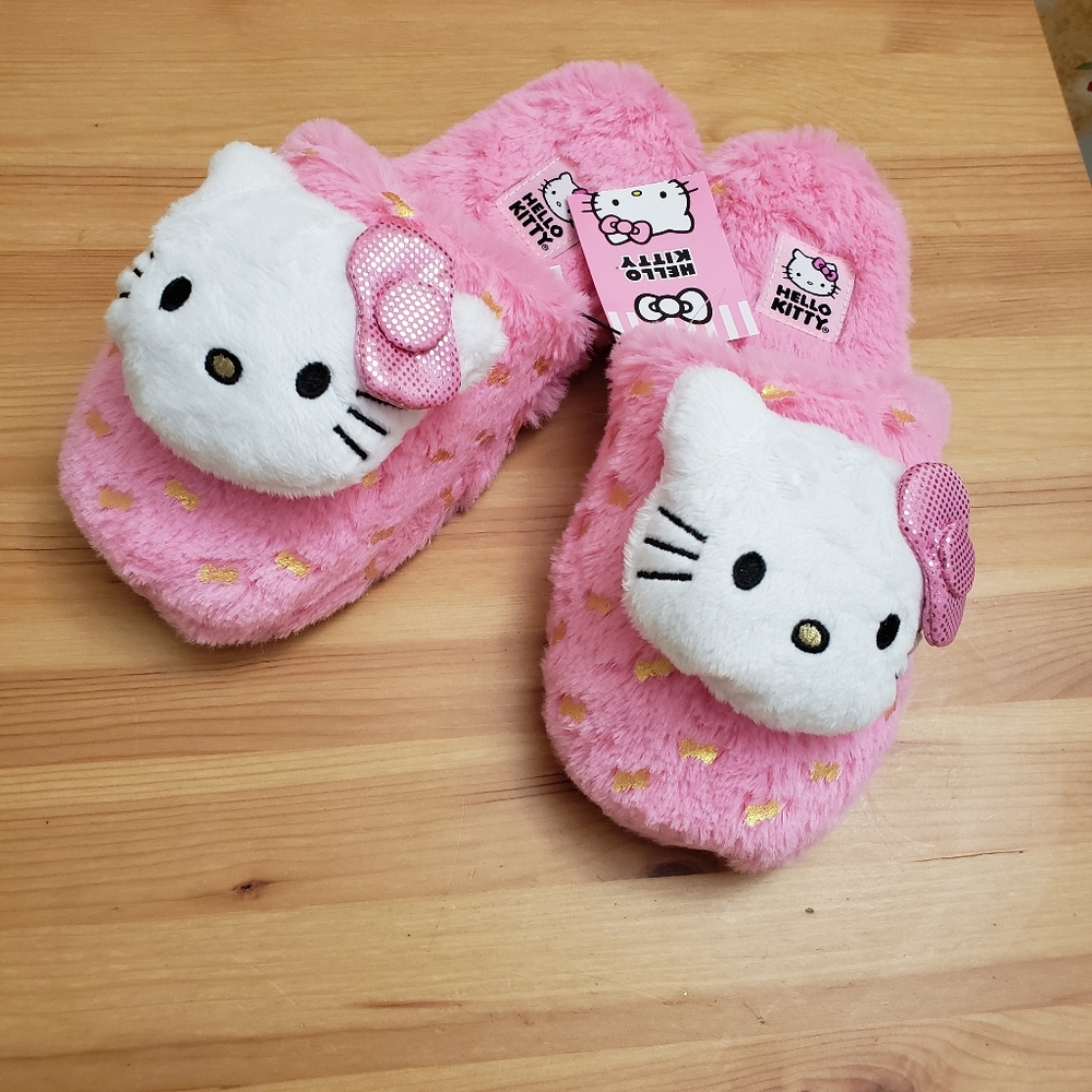 Hello kitty slipper